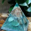 Orgonite Pirâmide Quartzo Verde - Saúde e Esperança - Image 3