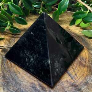 Pirâmide de Obsidiana – 444g