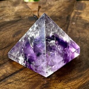 Pirâmide de Ametista – 103g