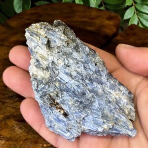 Pedra Bruta de Cianita Azul – 279G