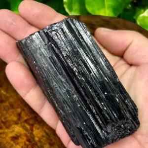 Pedra Bruta de Turmalina Negra – 345g