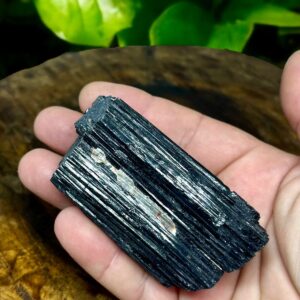 Pedra Bruta de Turmalina Negra – 210g